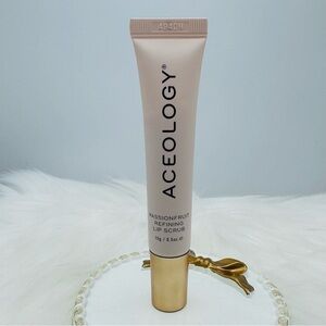 Aceology PASSIONFRUIT REFINING LIP SCRUB